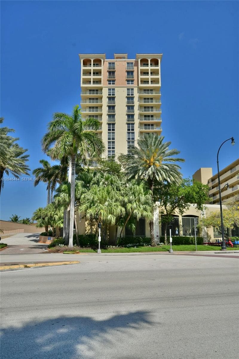 2080 OCEAN DRIVE CONDO · #1711 in Hallandale Beach - Photo 30