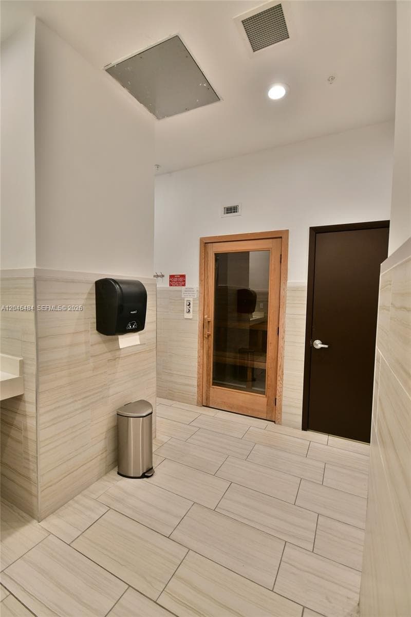 2080 OCEAN DRIVE CONDO · #1711 in Hallandale Beach - Photo 49