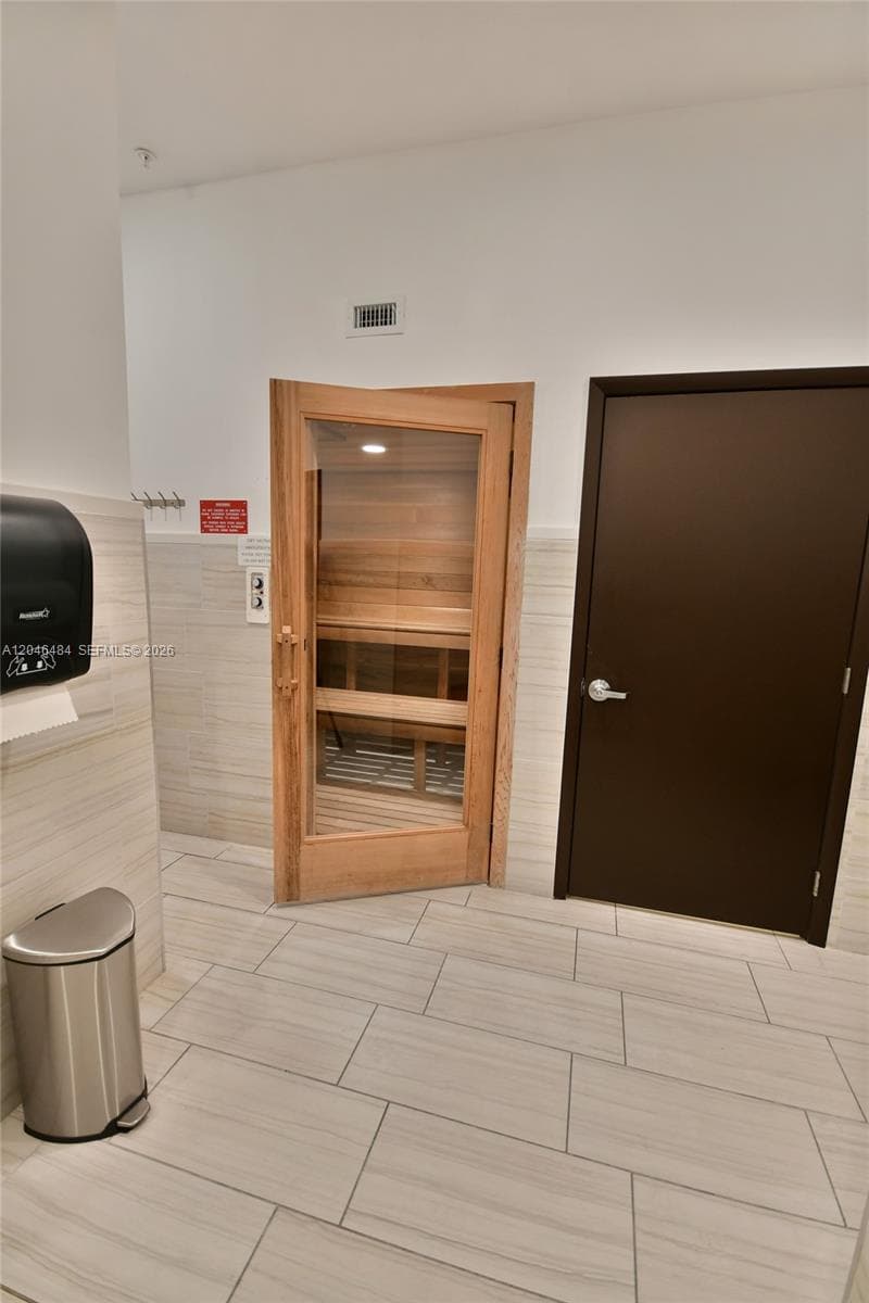 2080 OCEAN DRIVE CONDO · #1711 in Hallandale Beach - Photo 50