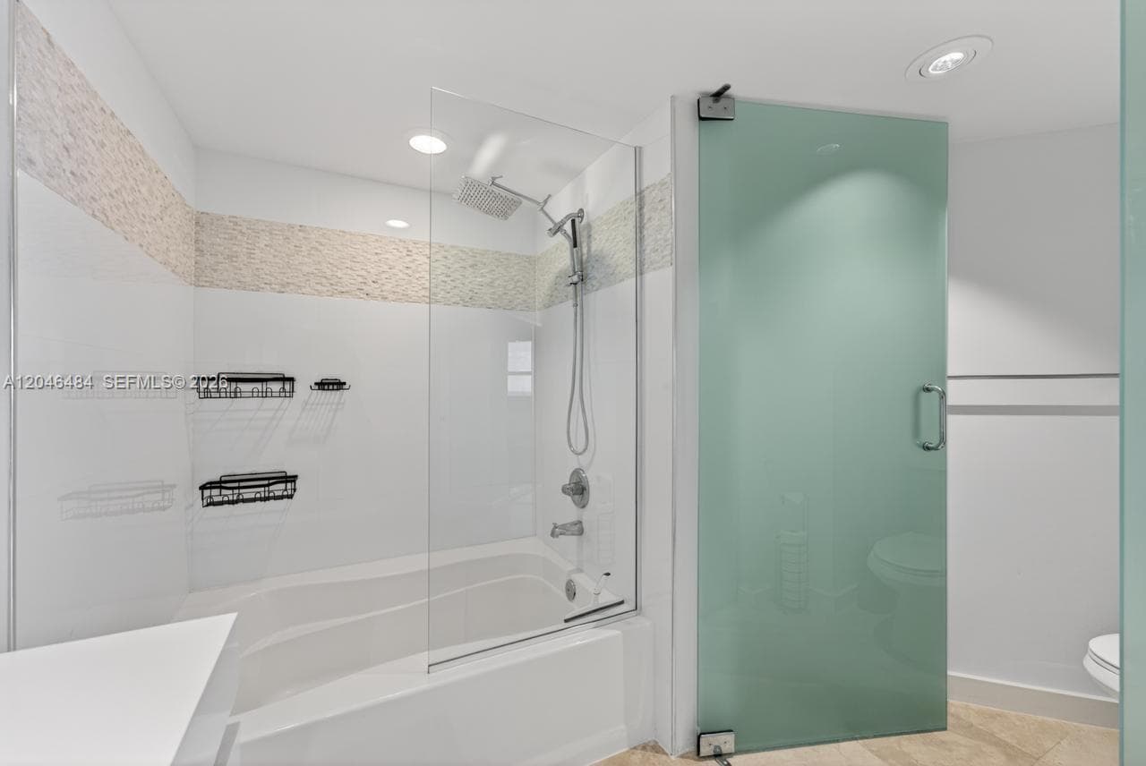 2080 OCEAN DRIVE CONDO · #1711 in Hallandale Beach - Photo 19