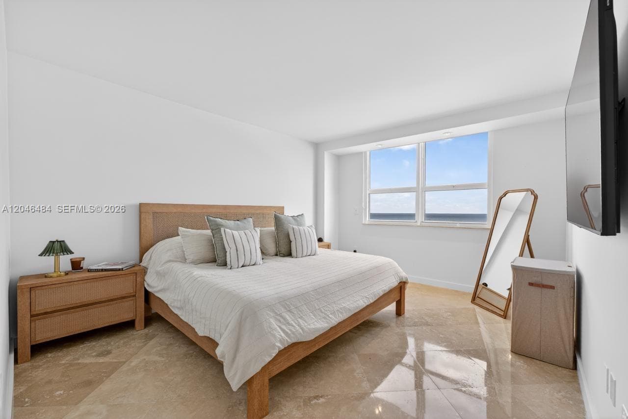 2080 OCEAN DRIVE CONDO · #1711 in Hallandale Beach - Photo 21