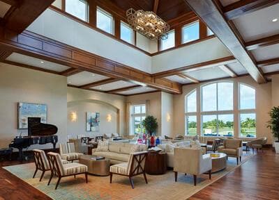 Harry's Lounge