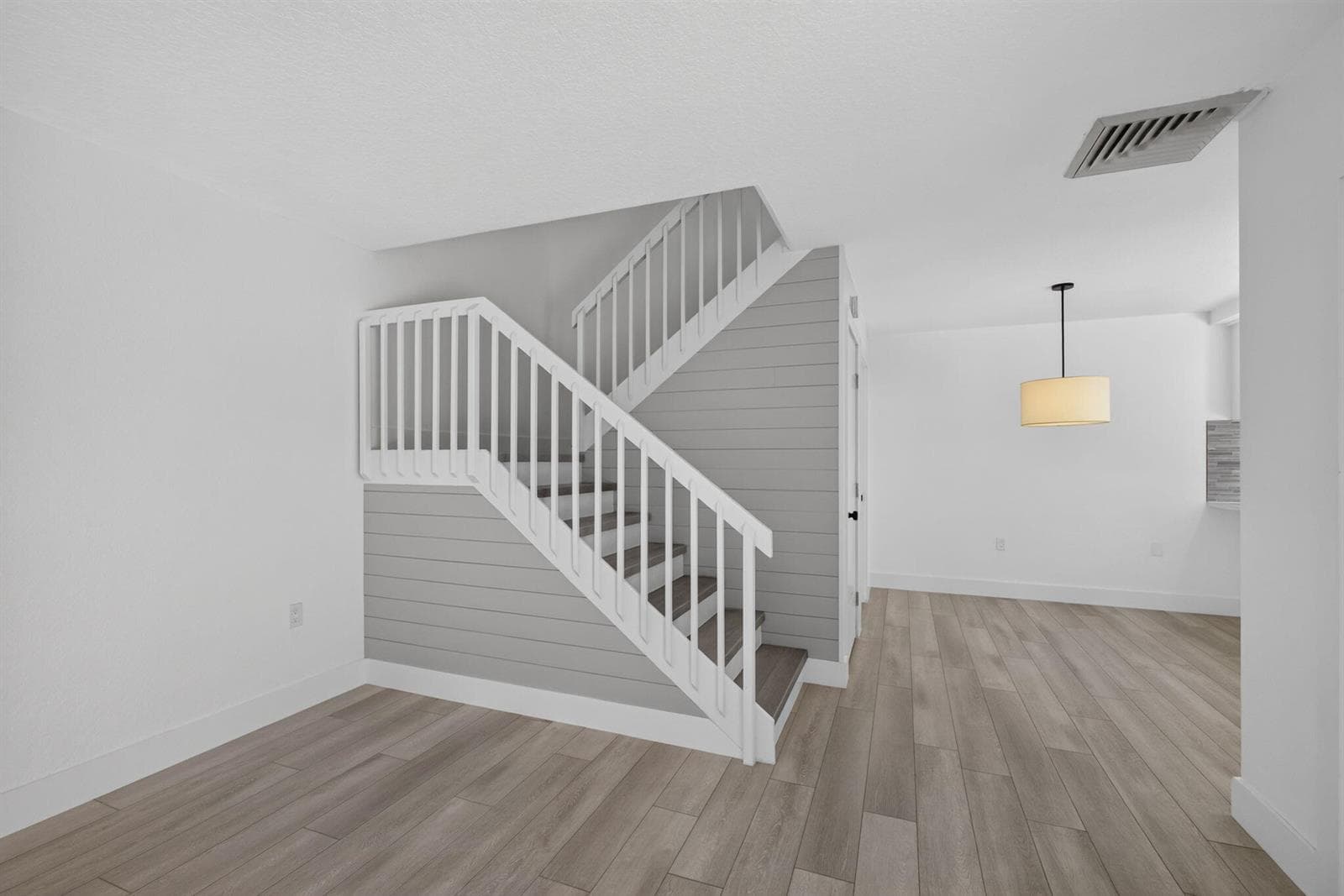 23-web-or-mls-5D1A6297