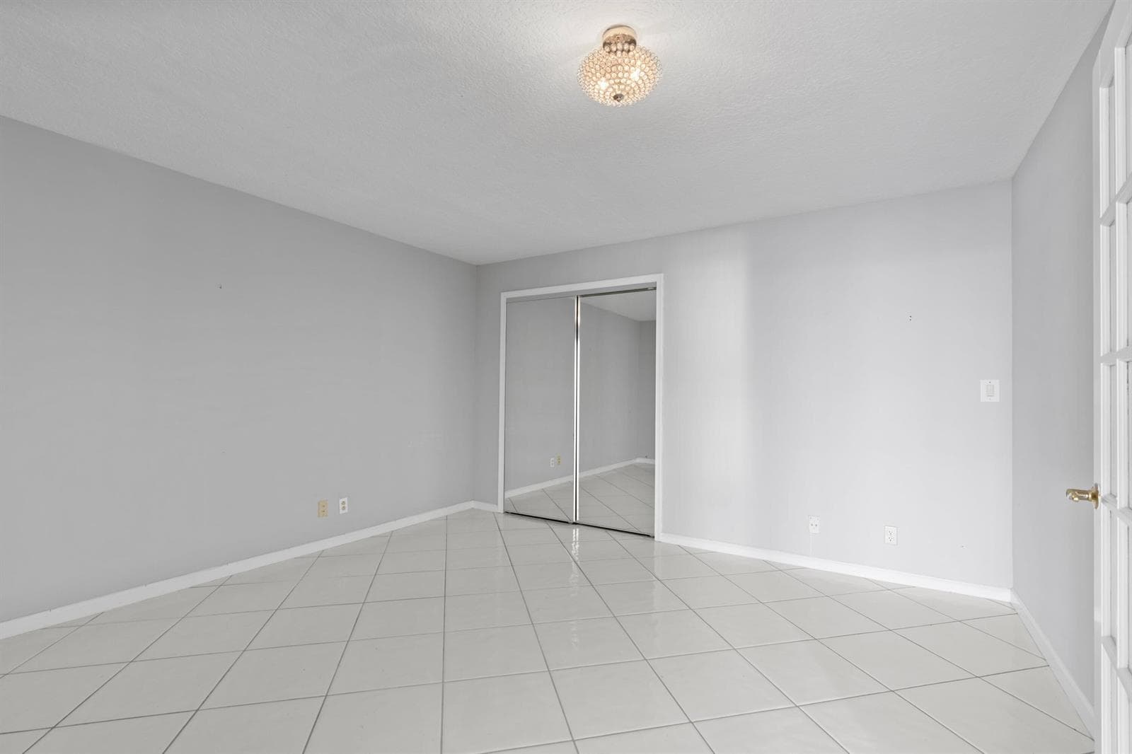 3rd Bedroom/Den