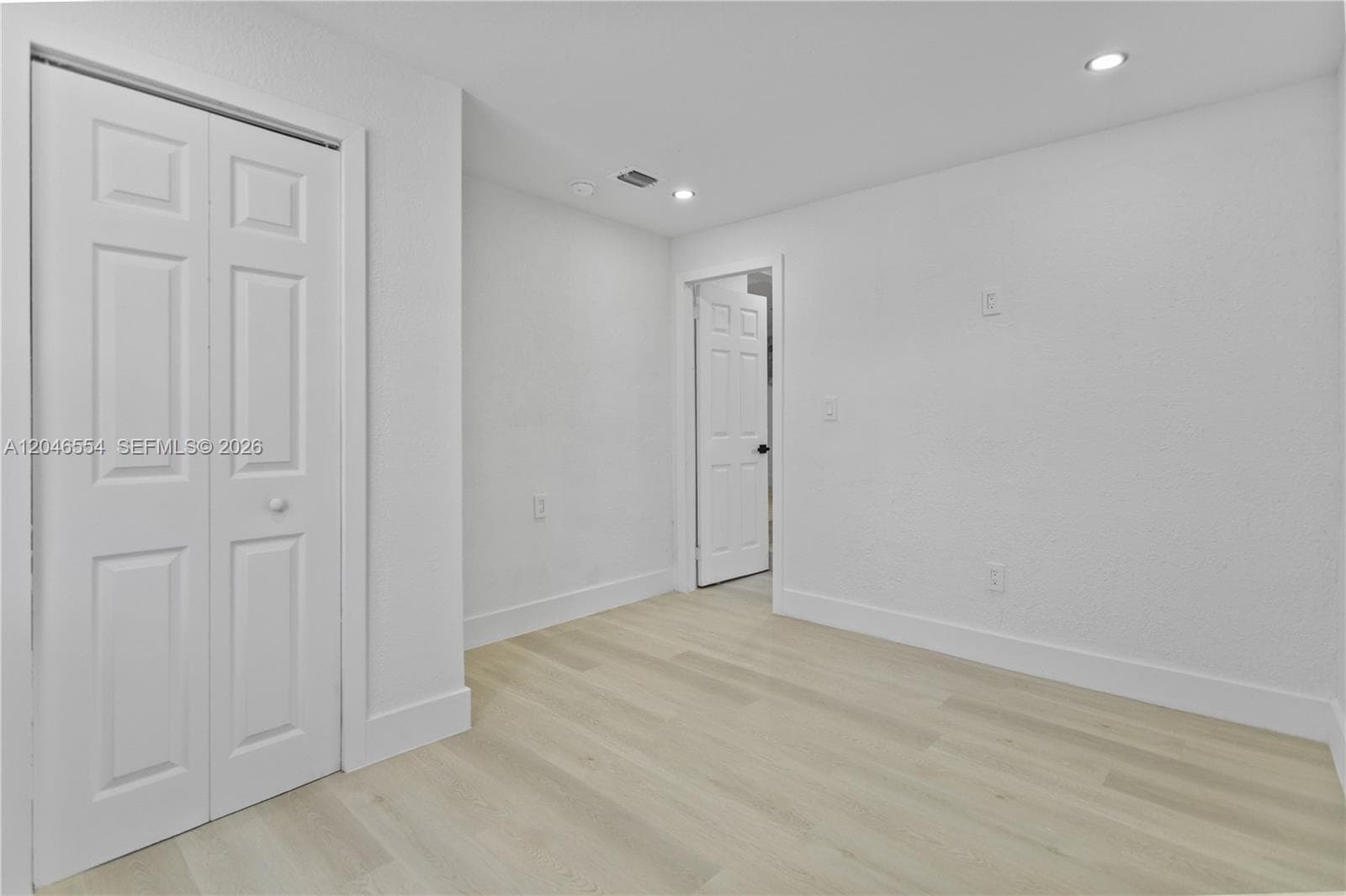 171 W 13th St photo 13