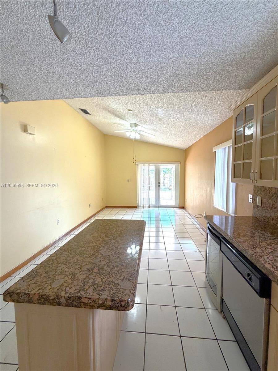 14225 SW 55th St photo 34