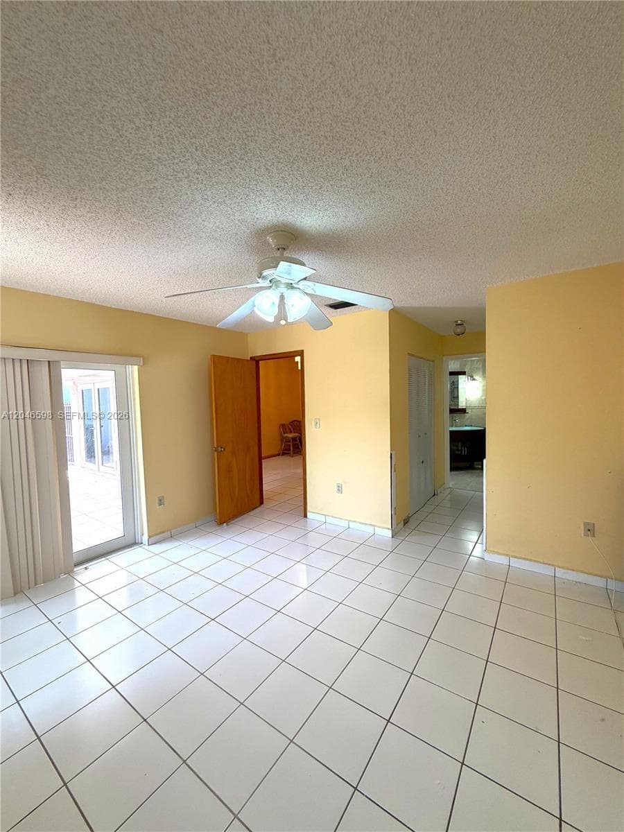 14225 SW 55th St photo 14