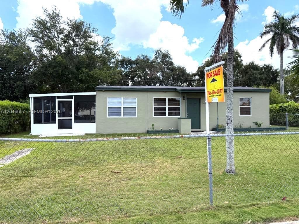 15451 SW 289th Ter photo 4