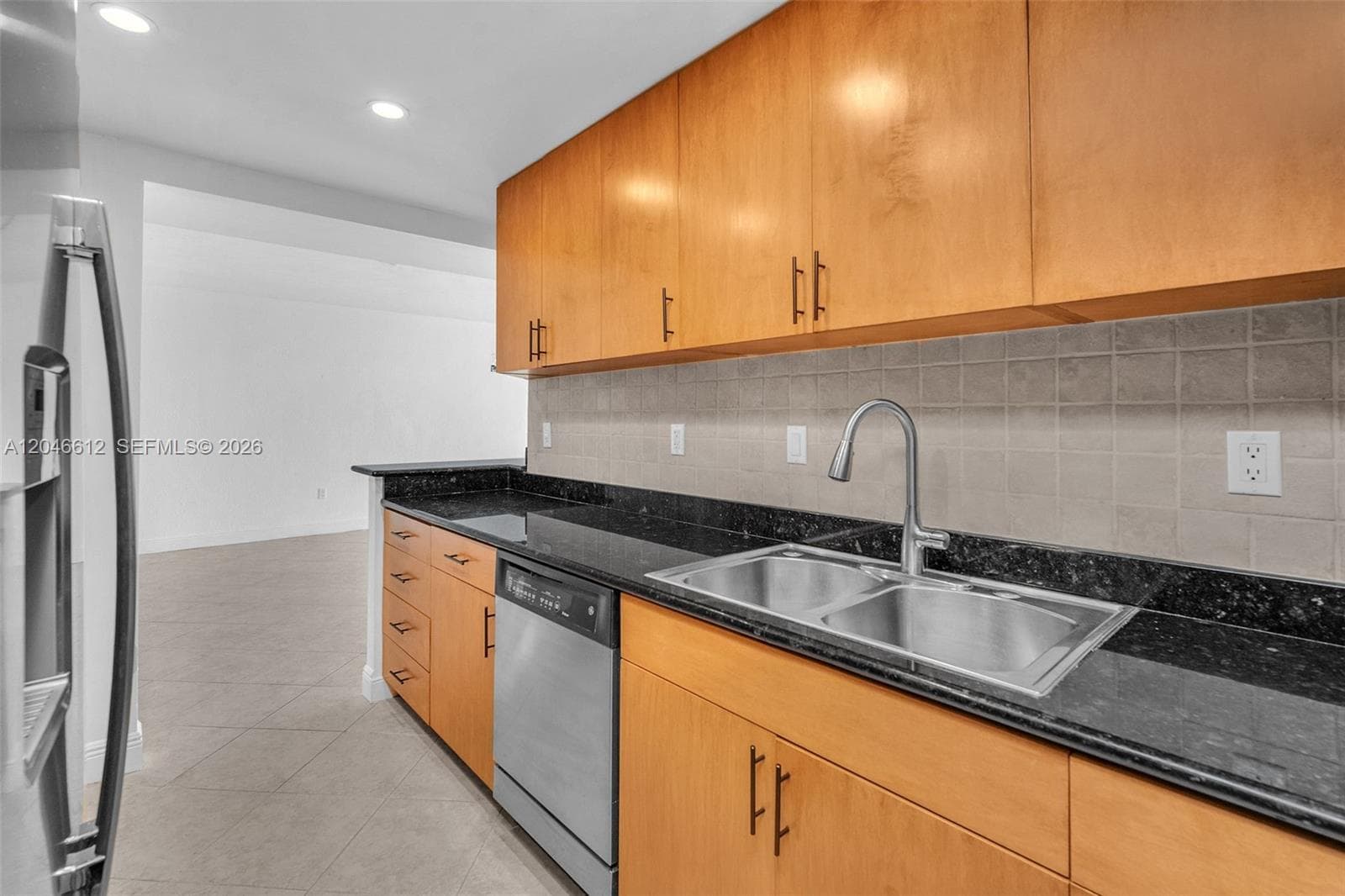 Island Pointe Condominium · #8F in Bay Harbor Islands - Photo 6