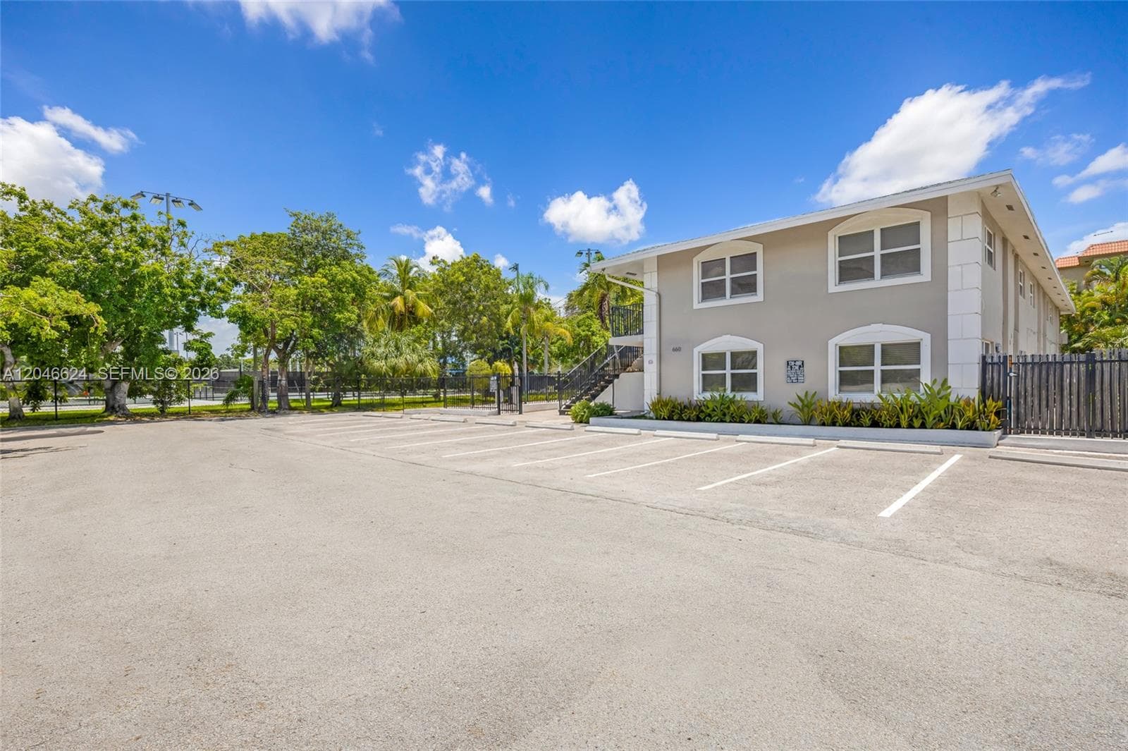 Capri Courts · #102 in Fort Lauderdale - Photo 28