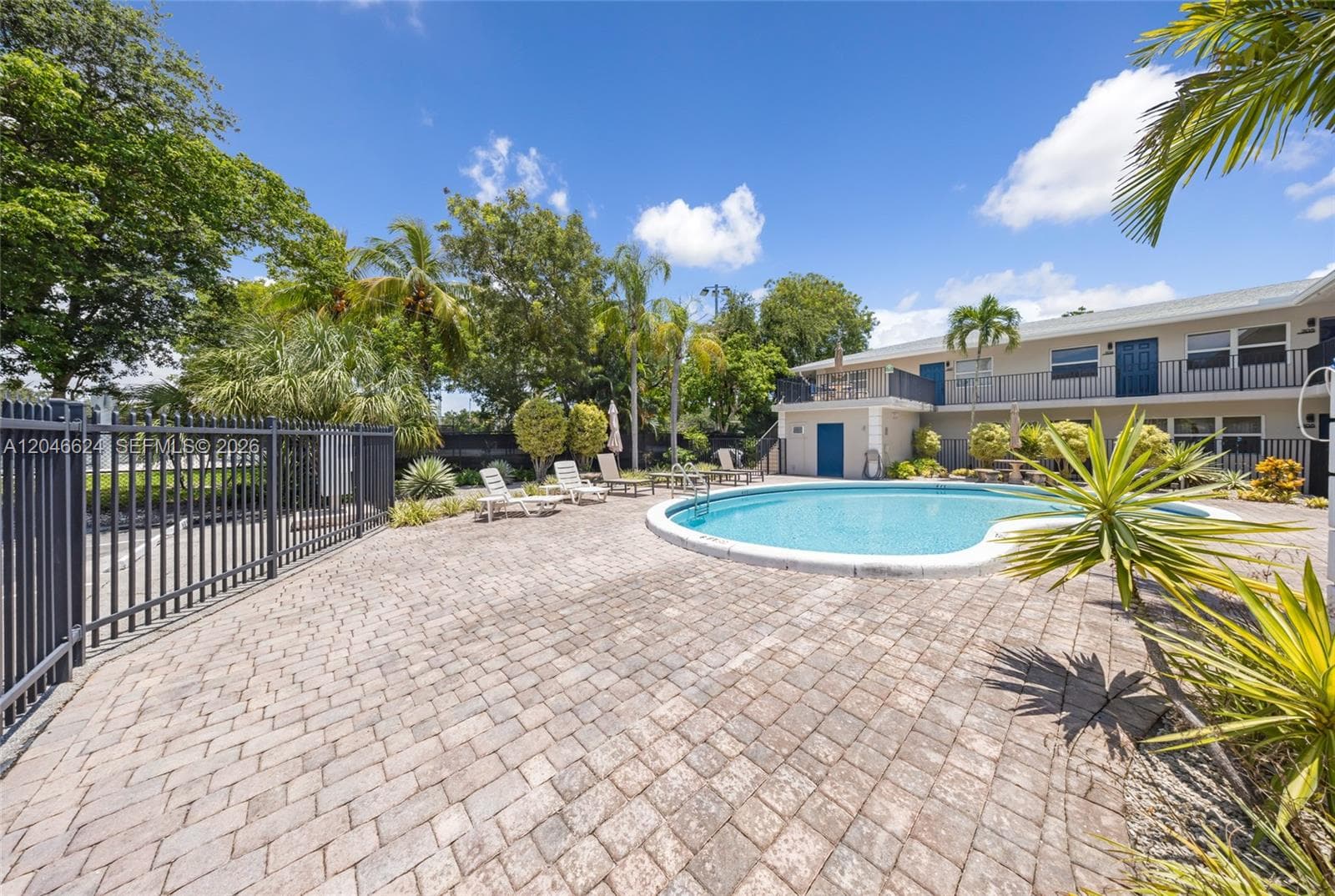 Capri Courts · #102 in Fort Lauderdale - Photo 25