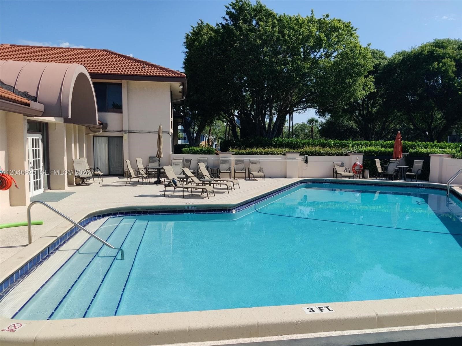 SAN REMO GOLF & TENNIS CL · #108 in Boca Raton - Photo 49