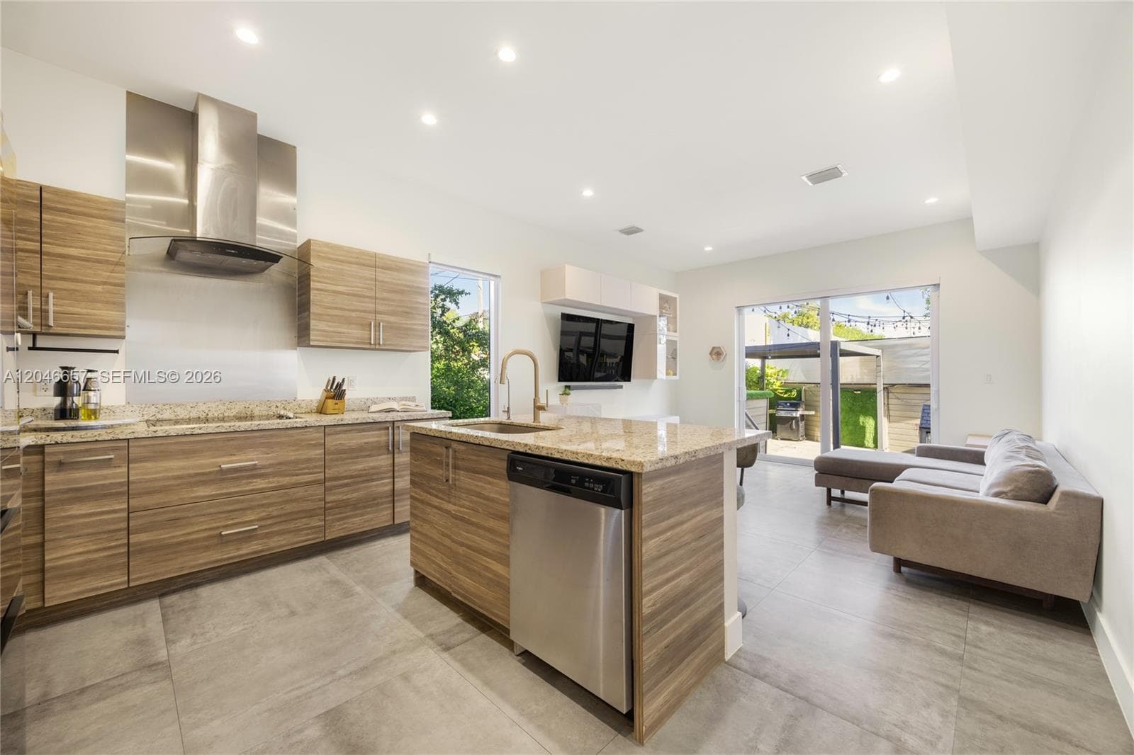 Villas at 25 St · #3655 in Miami - Photo 8