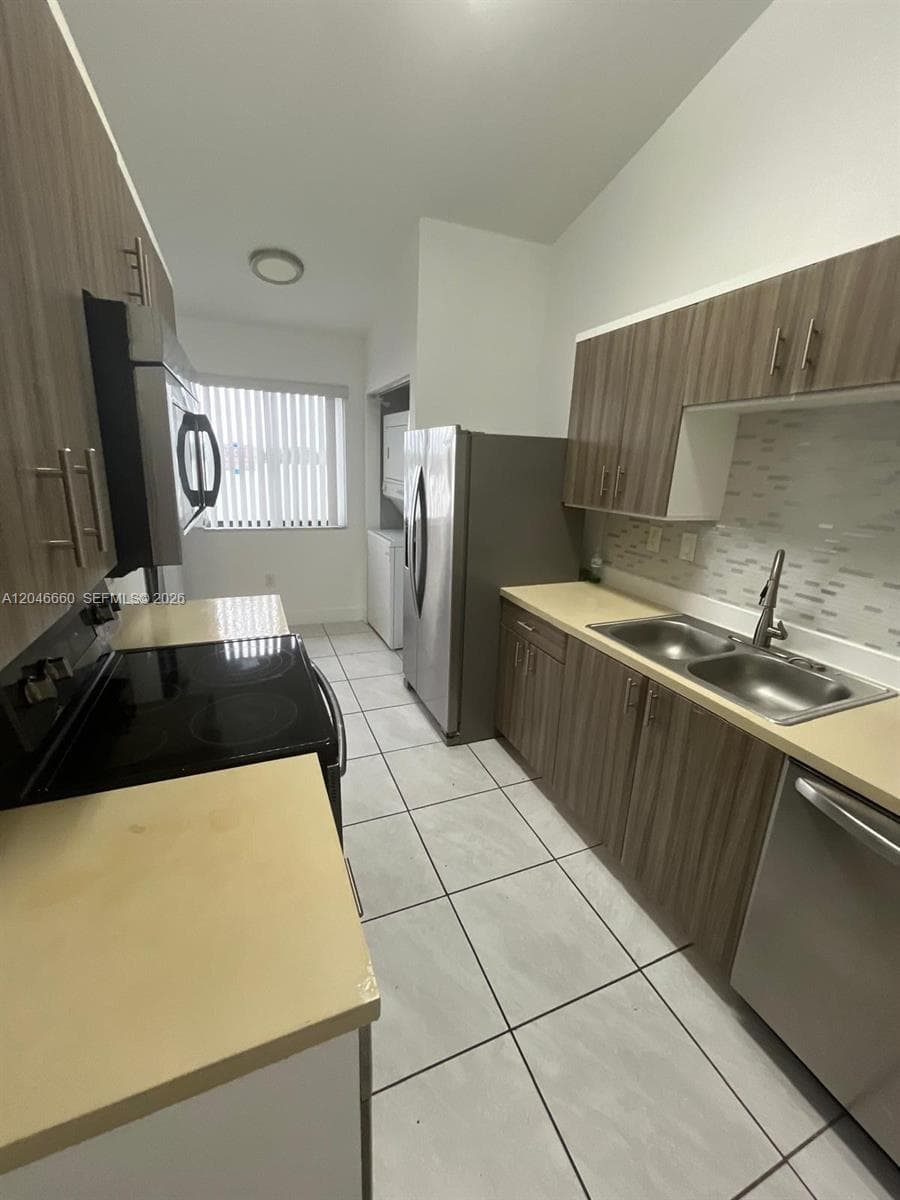 CELEBRATION POINT CONDO # · #303 in Miami Lakes - Photo 11