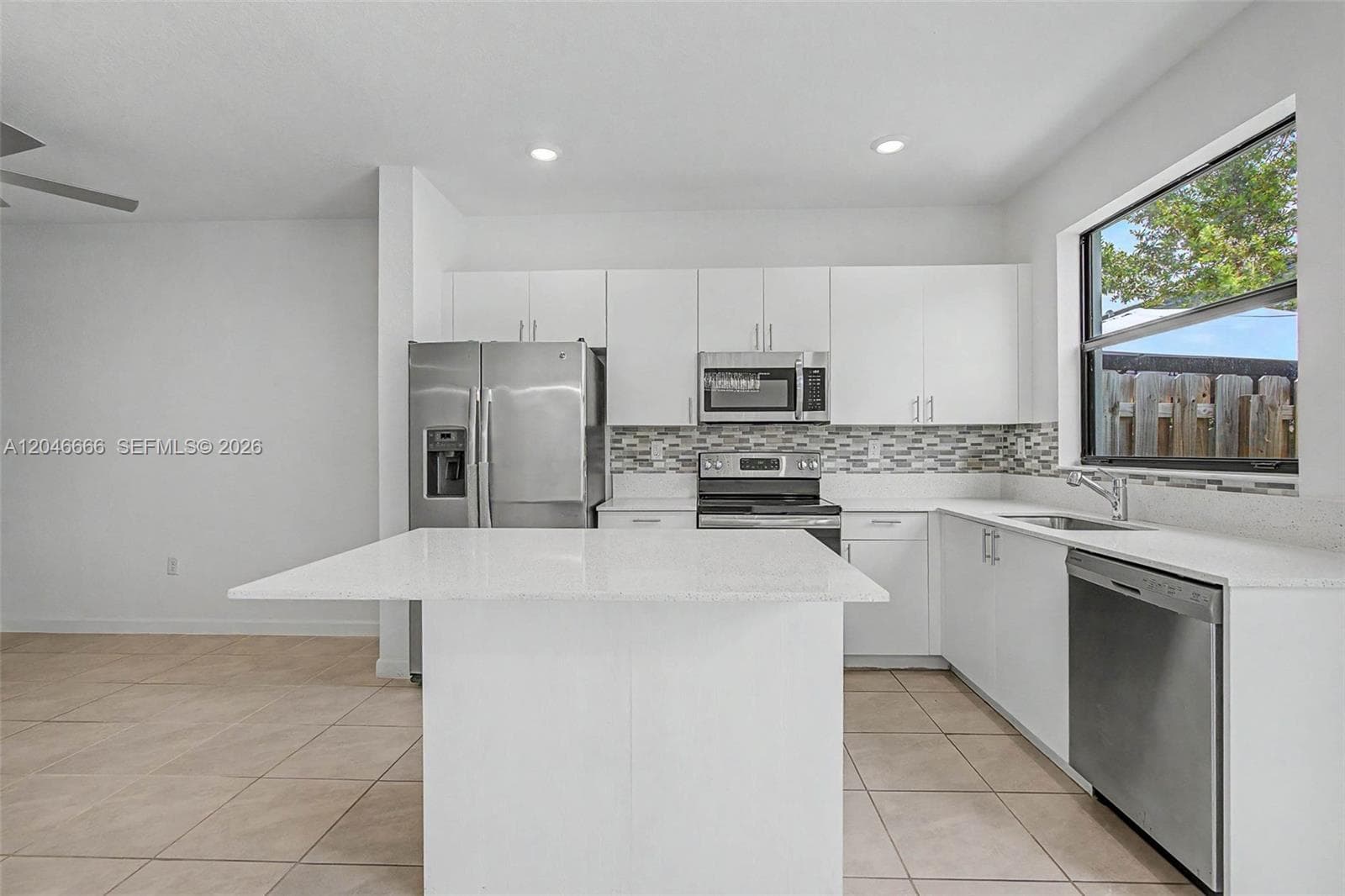 13250 SW 285th St photo 4