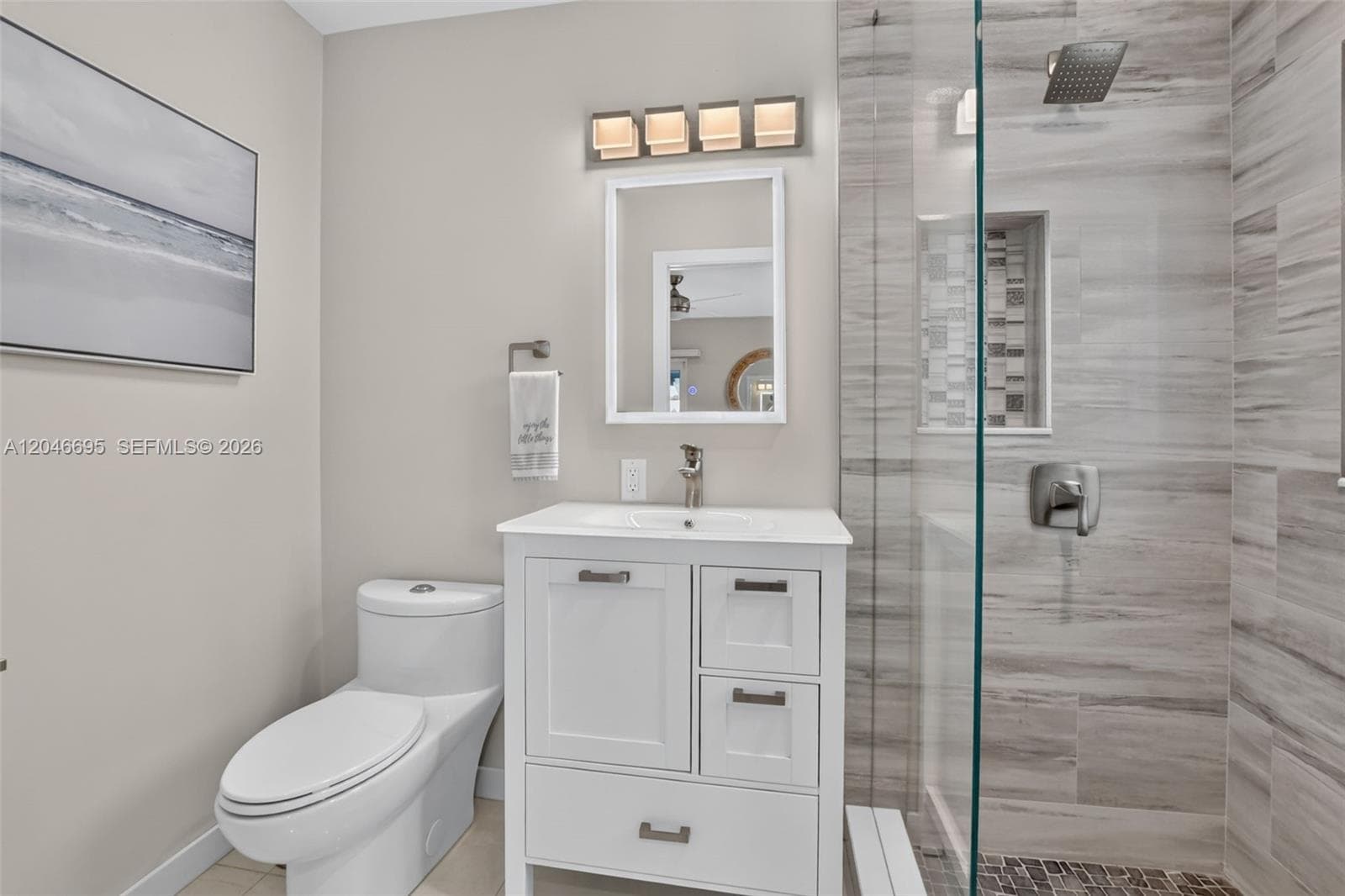 2nd bathroom