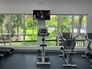 Plaza Of The Americas Con · #124 in Sunny Isles Beach - Photo 17
