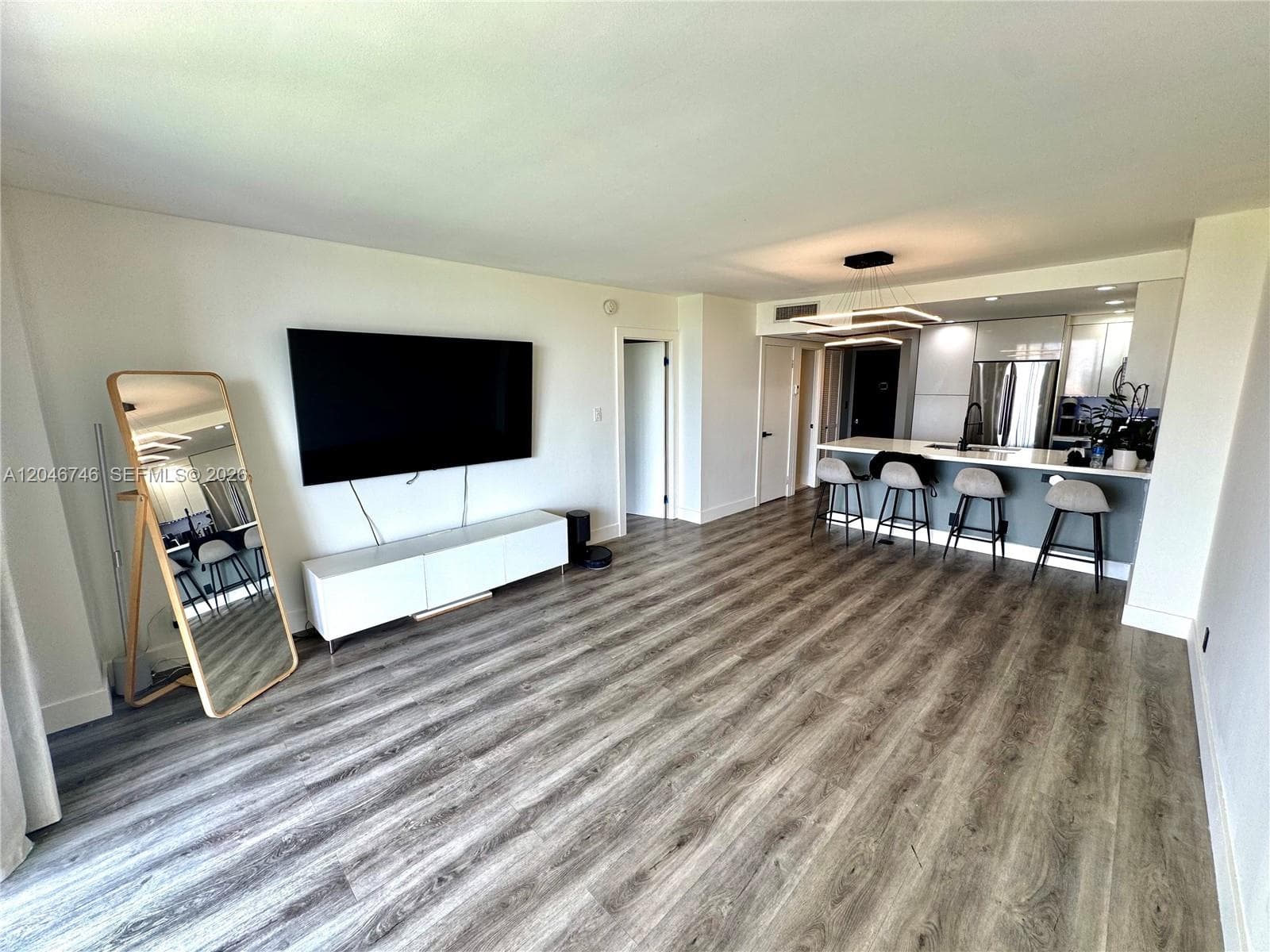 CORONADO TOWER III · #1537 in Aventura - Photo 11