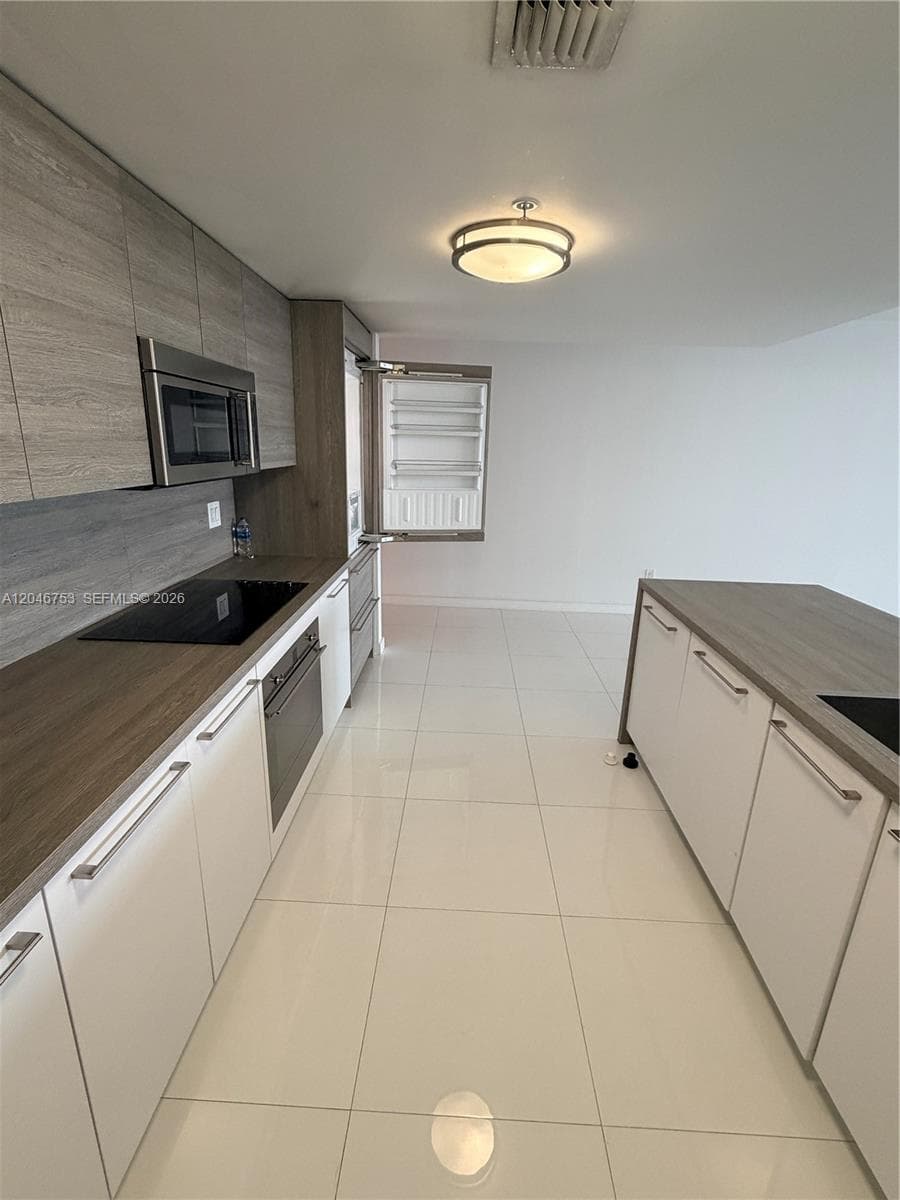 400 Sunny Isles · #1105 in Sunny Isles Beach - Photo 16