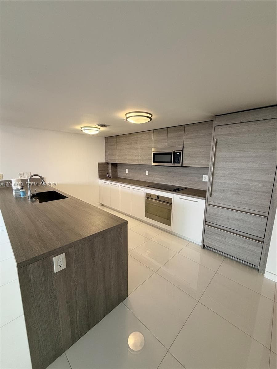 400 Sunny Isles · #1105 in Sunny Isles Beach - Photo 12