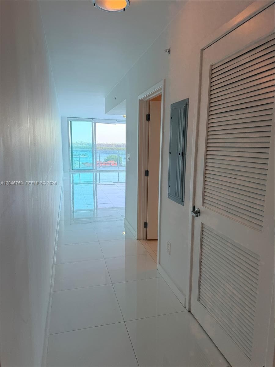400 Sunny Isles · #1105 in Sunny Isles Beach - Photo 3