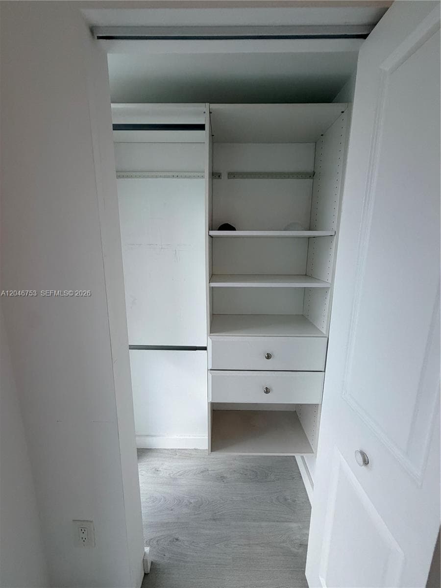 400 Sunny Isles · #1105 in Sunny Isles Beach - Photo 36