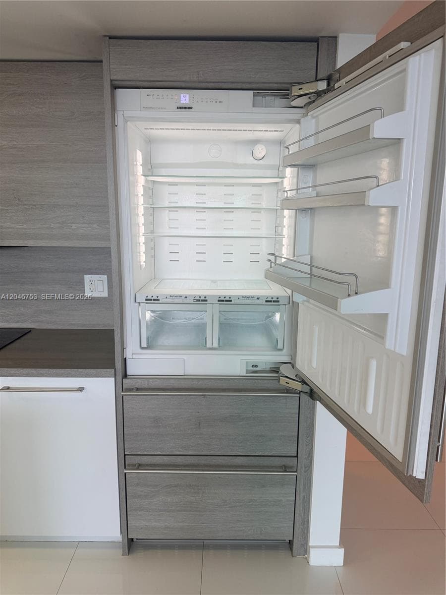 400 Sunny Isles · #1105 in Sunny Isles Beach - Photo 14