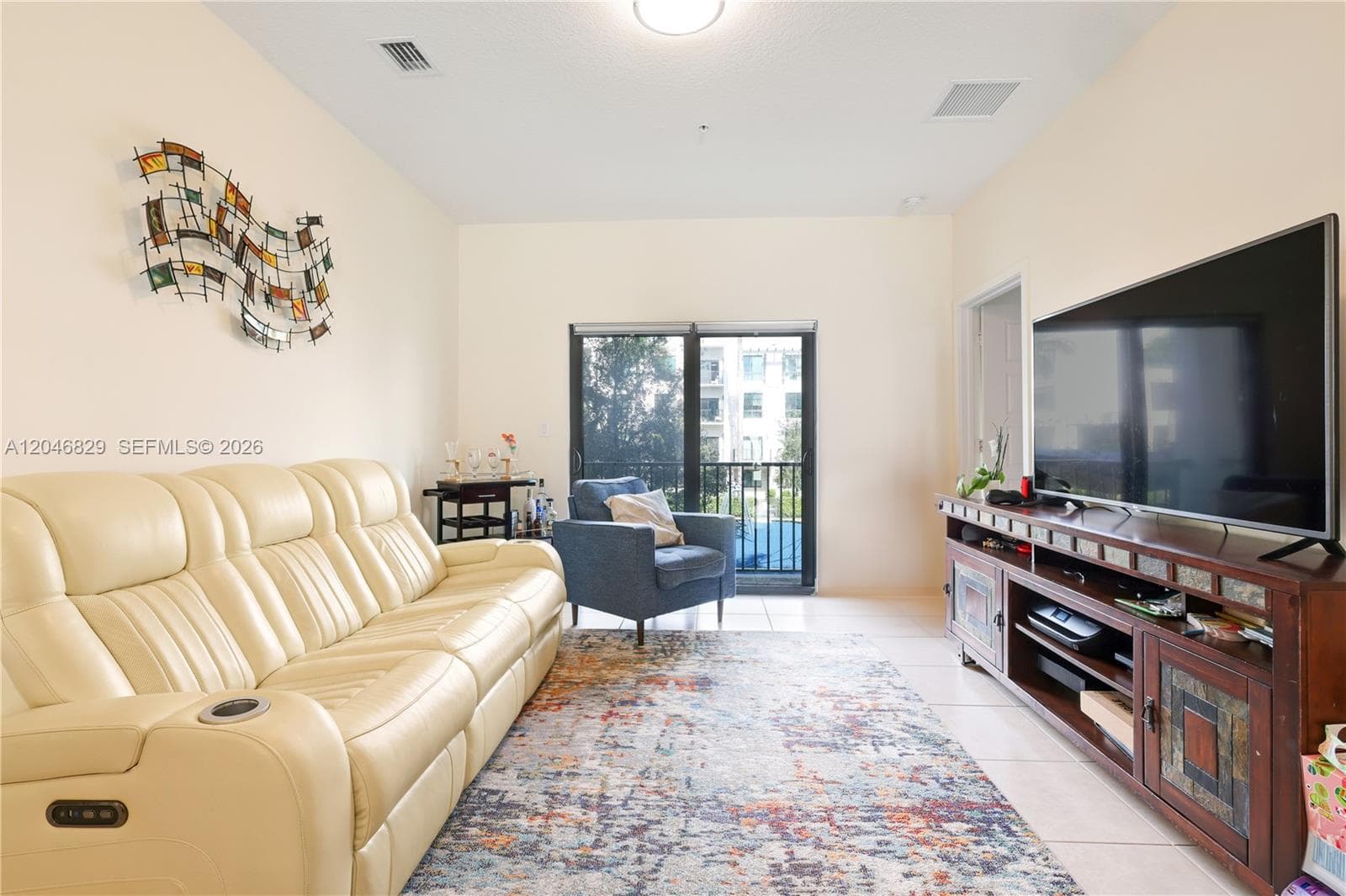 URBANA · #22 in Doral - Photo 5