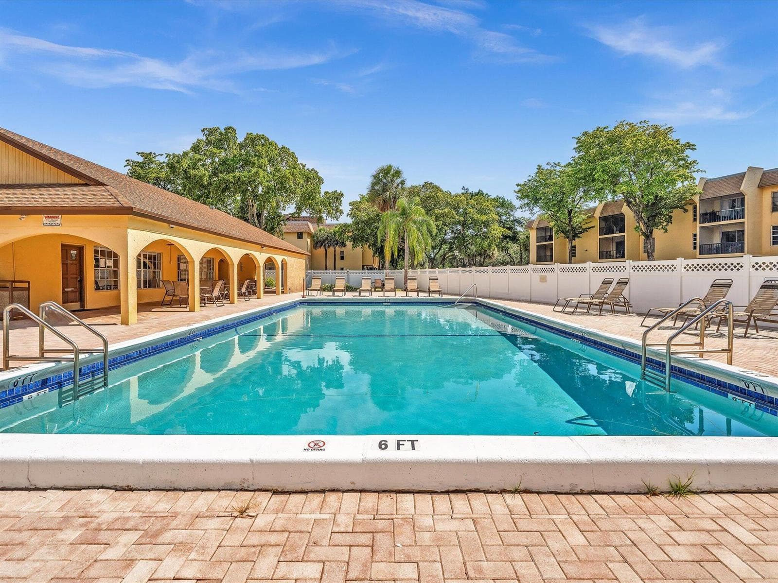 Casa Del Rio Pool