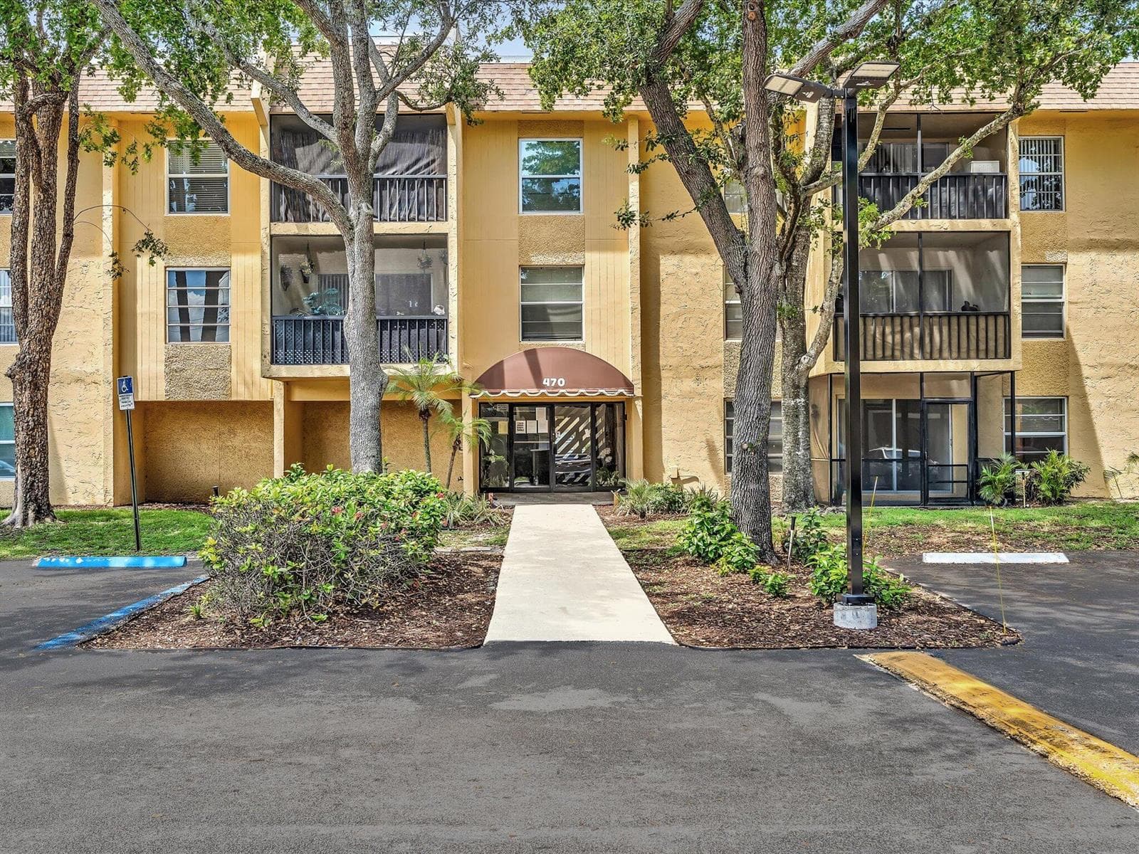 470 Nw 20th Street
