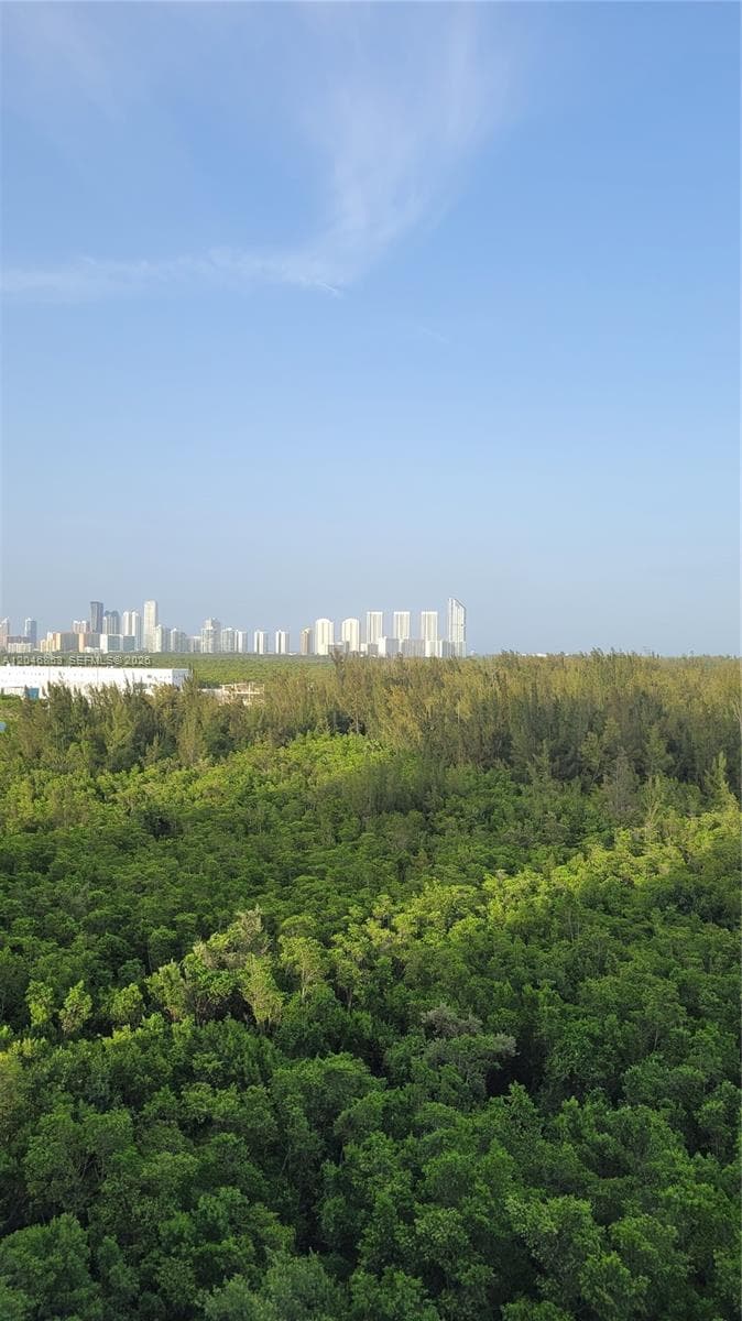THE OAKS I CONDO · #1105 in North Miami - Photo 3