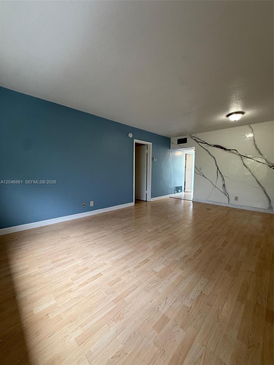BONITA SPRINGS CONDO · #53 in Pompano Beach - Photo 5