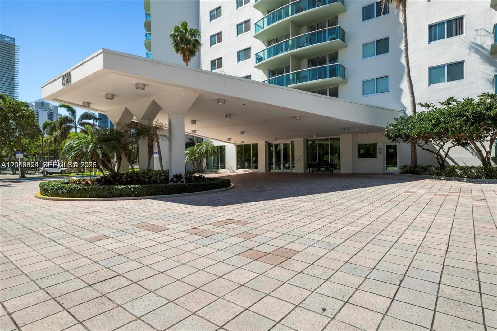 OCEANVIEW BUILDING B COND · #1423 in Sunny Isles Beach - Photo 24