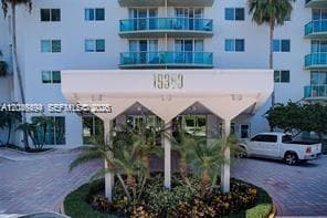 OCEANVIEW BUILDING B COND · #1423 in Sunny Isles Beach - Photo 25
