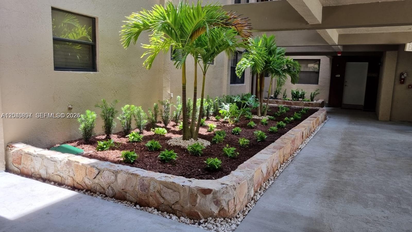 Summertree Village · #406-2 in Miami - Photo 2