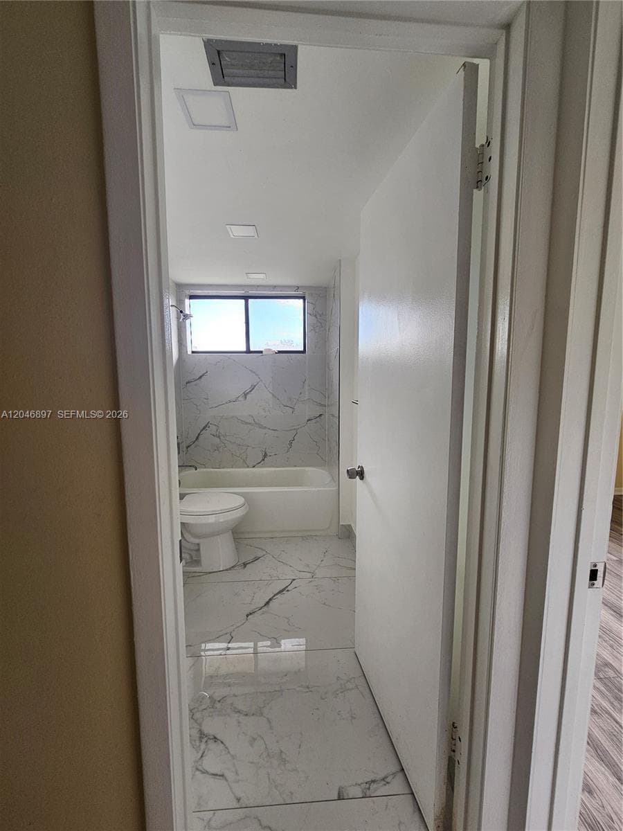 Summertree Village · #406-2 in Miami - Photo 11