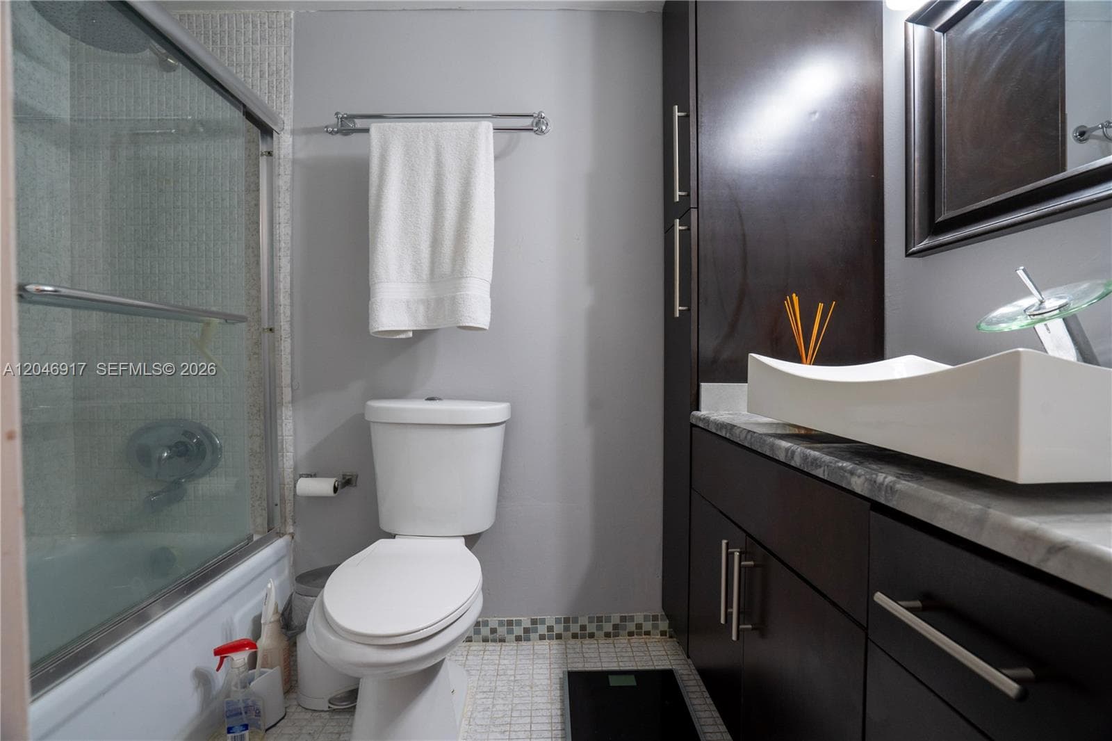 DeSoto Park South Condo · #117 in Hallandale Beach - Photo 15