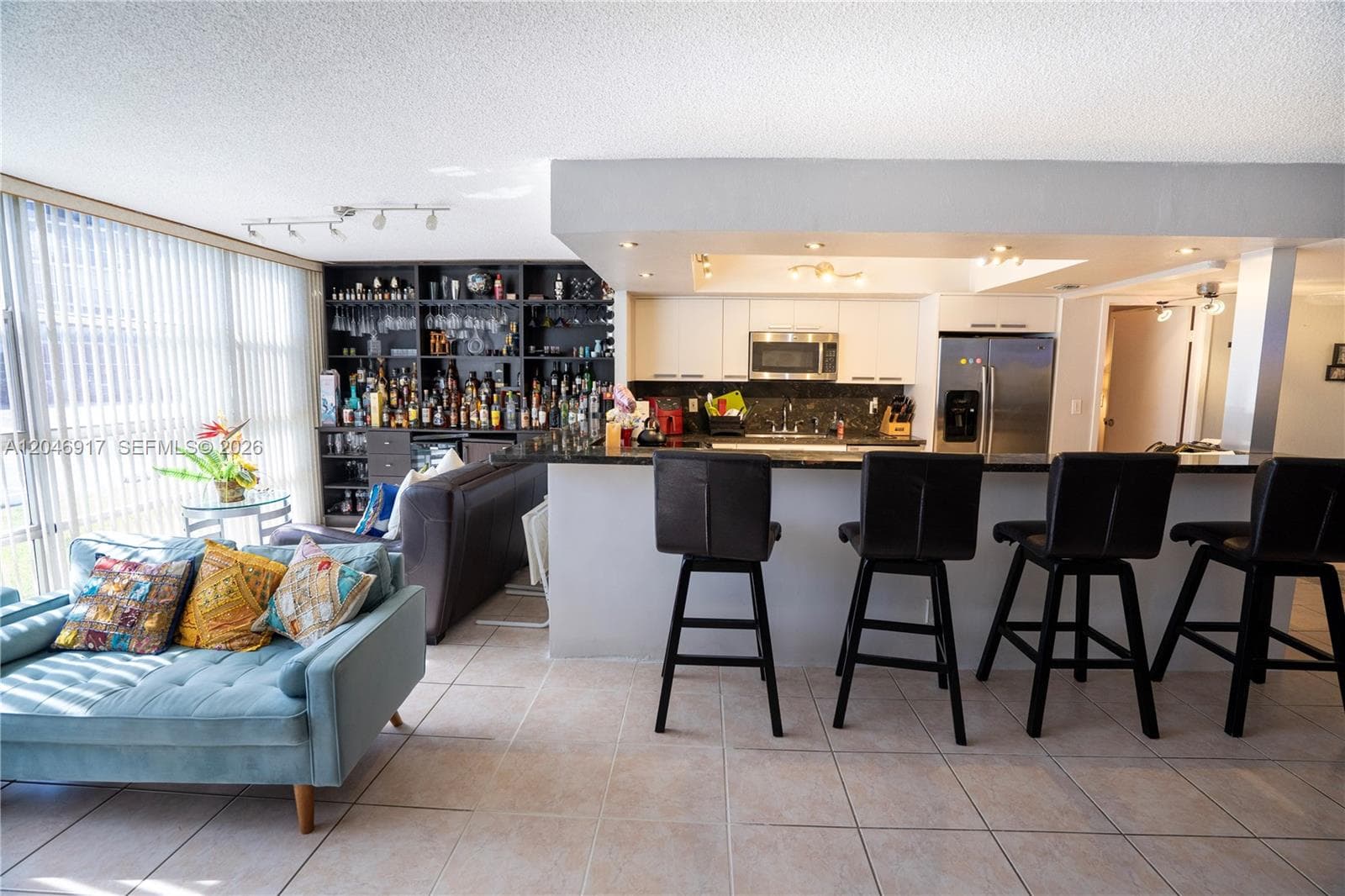 DeSoto Park South Condo · #117 in Hallandale Beach - Photo 4