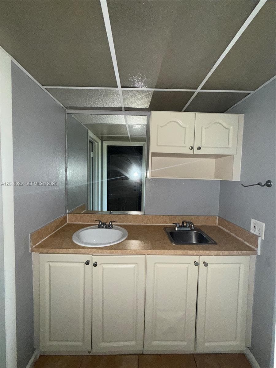 CORAL GATE EAST CONDO · #2-431A in Hialeah - Photo 6