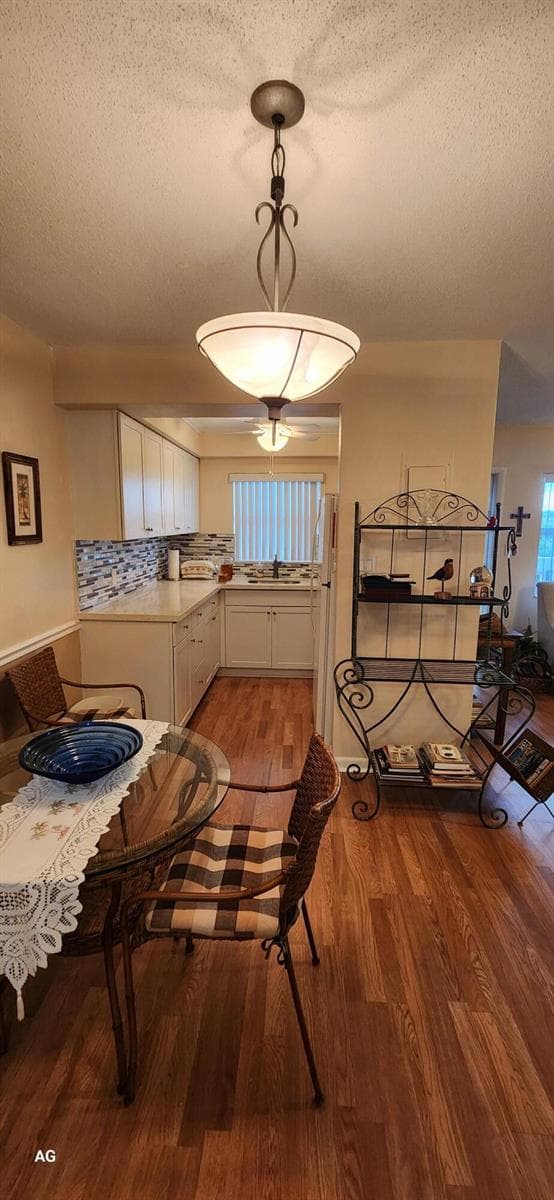 dining to kitchen