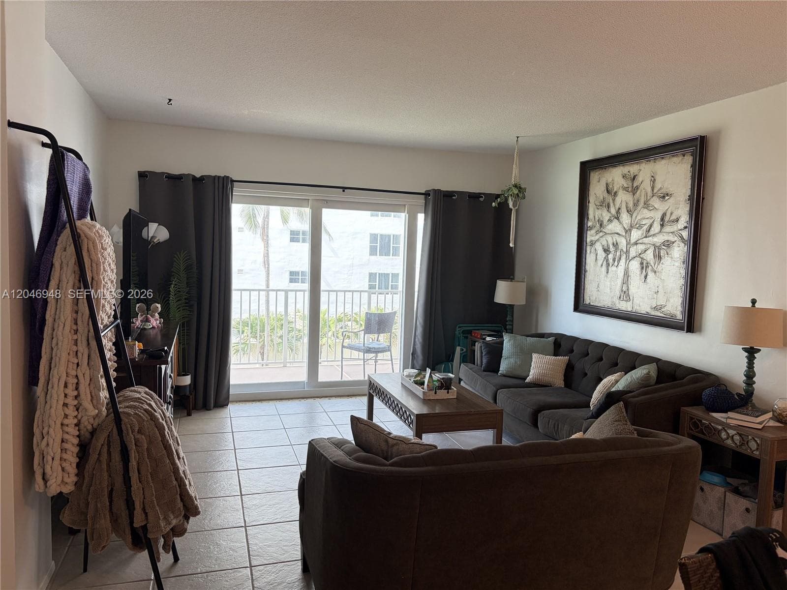 JADE BEACH VILLAS CONDO · #304E in Lauderdale By The Sea - Photo 9