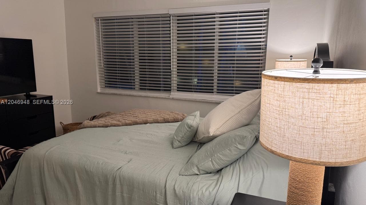 JADE BEACH VILLAS CONDO · #304E in Lauderdale By The Sea - Photo 18