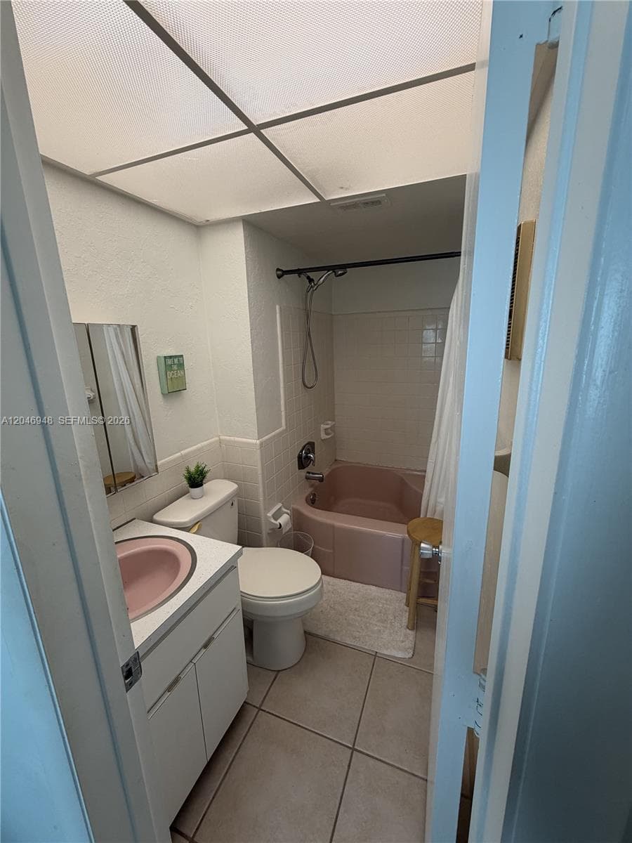 JADE BEACH VILLAS CONDO · #304E in Lauderdale By The Sea - Photo 19