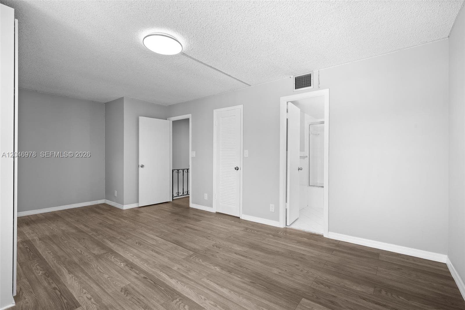 VENETIAN PARK III · #122 in Hallandale Beach - Photo 32