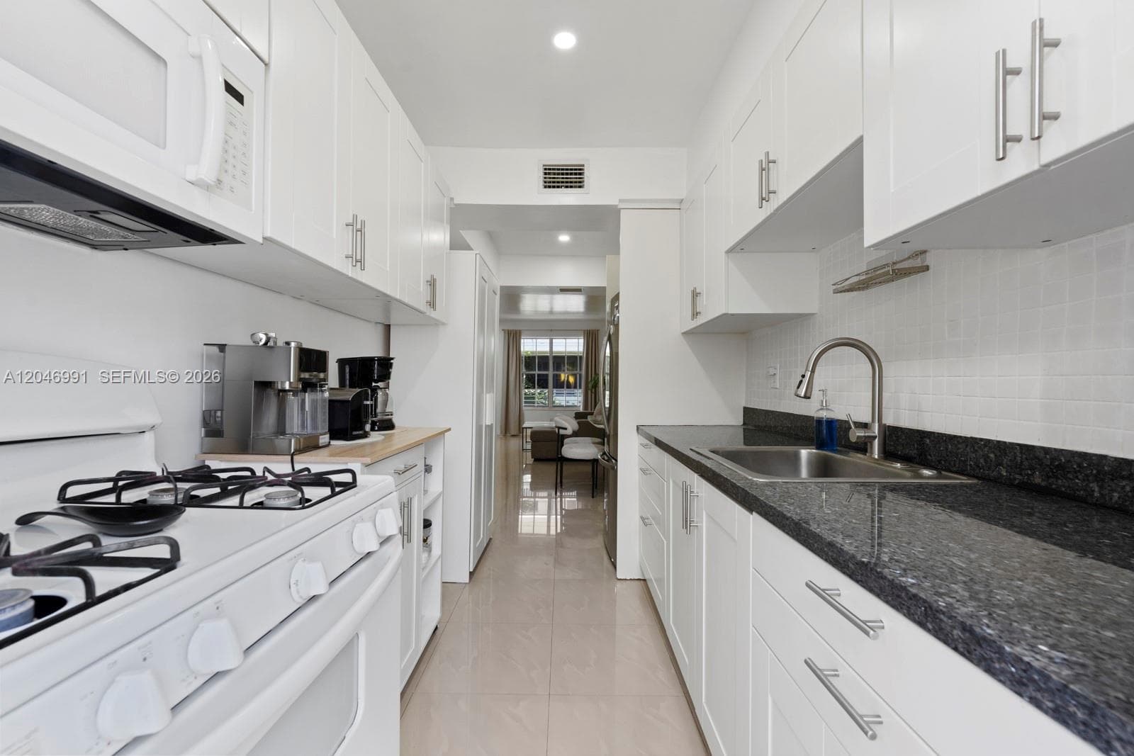 BayView Condominium · #2H in Miami Beach - Photo 15