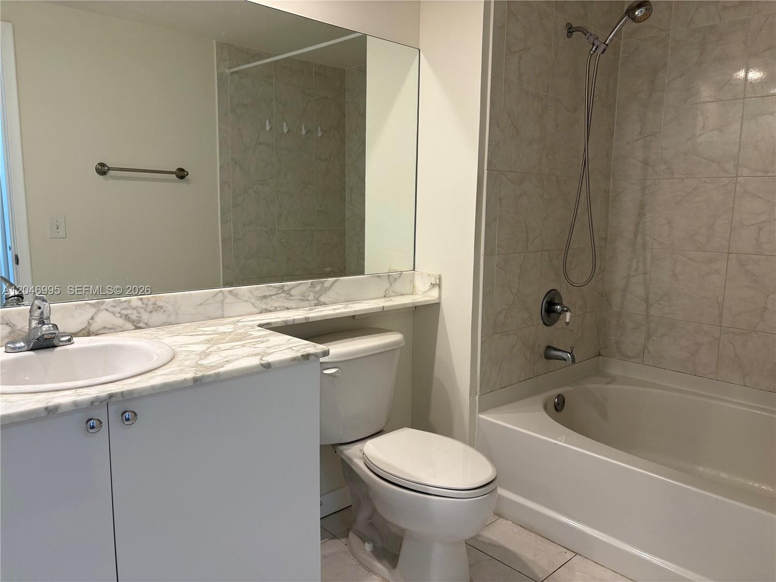 Venture West · #628 in Aventura - Photo 10