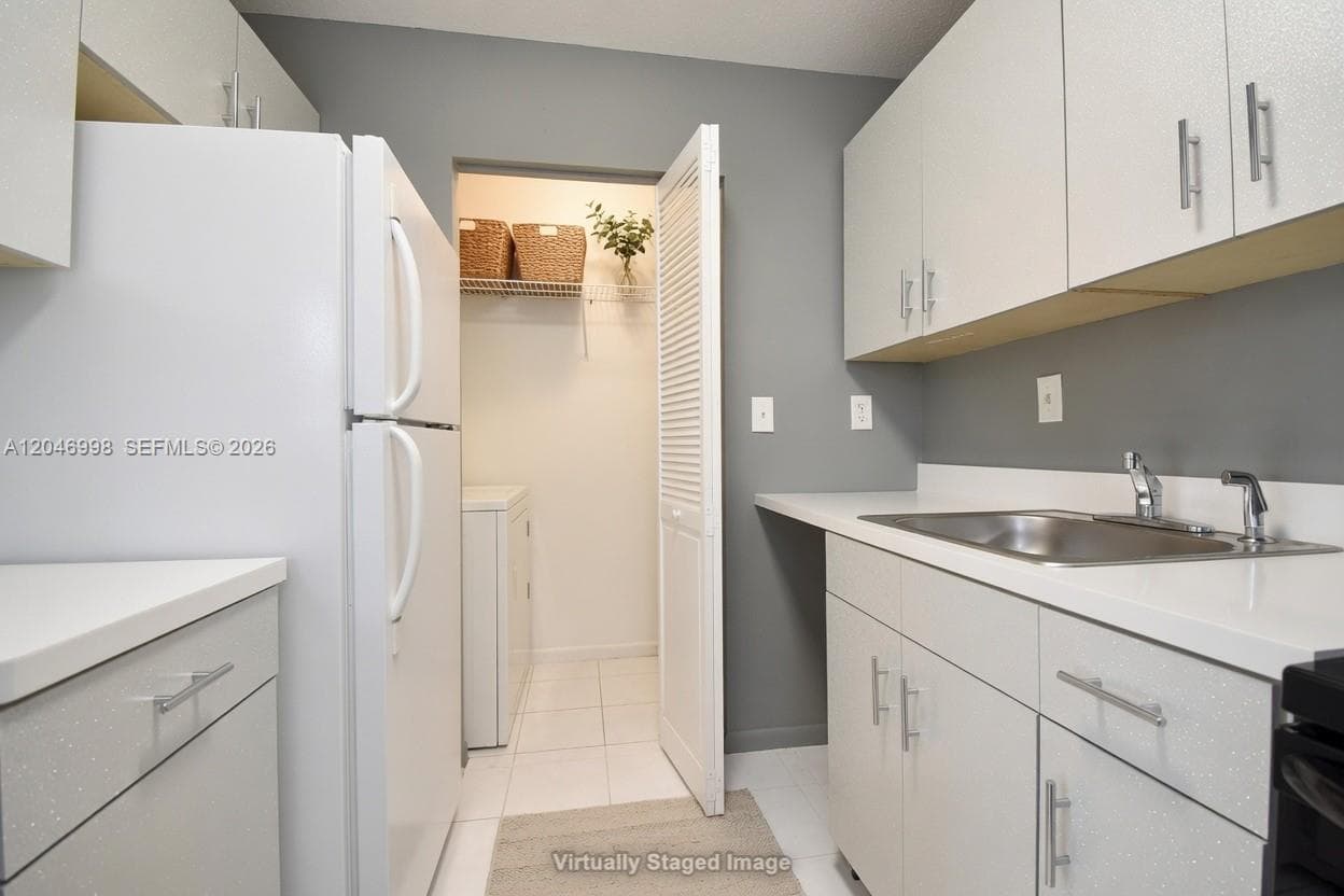 CARMEL LAKES CONDO NO 11 · #104 in Miami - Photo 34