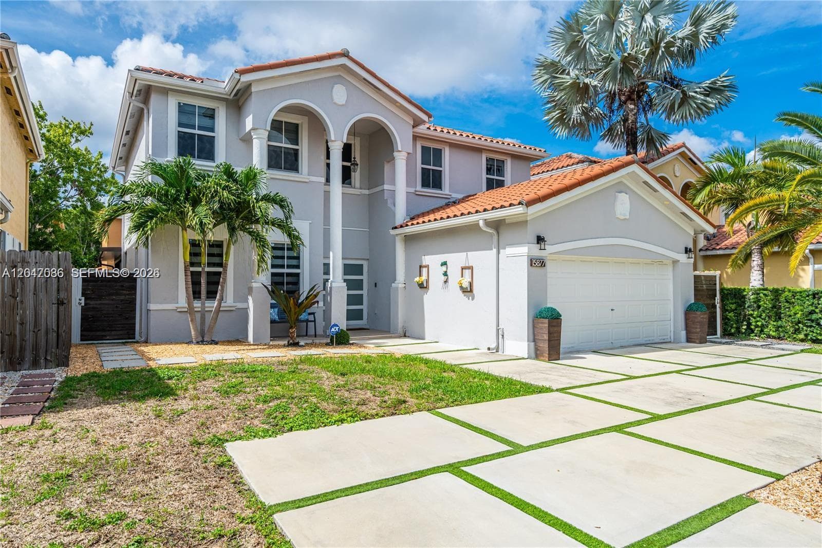 15877 SW 61st Way photo 1