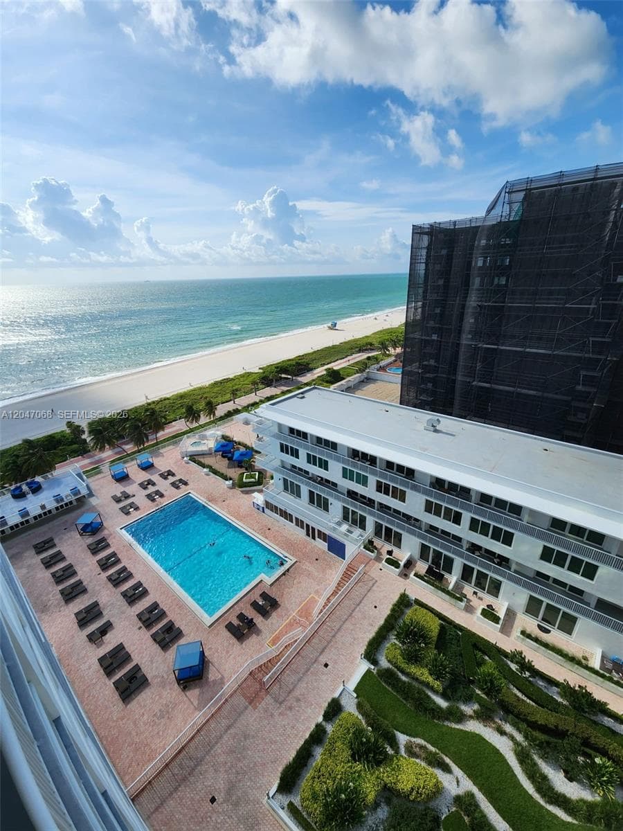 THE CARRIAGE HOUSE CONDO · #1110 in Miami Beach - Photo 27