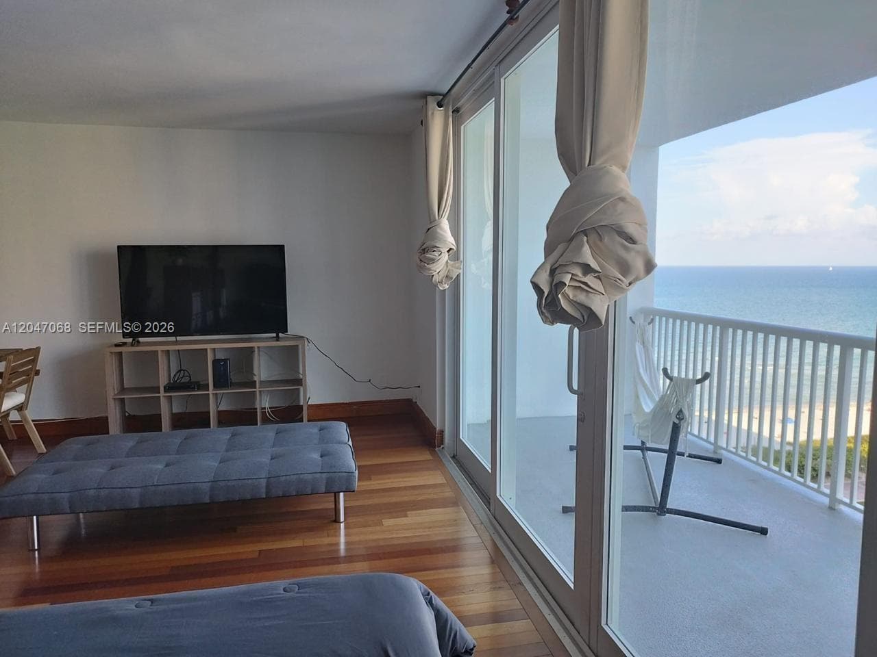 THE CARRIAGE HOUSE CONDO · #1110 in Miami Beach - Photo 17